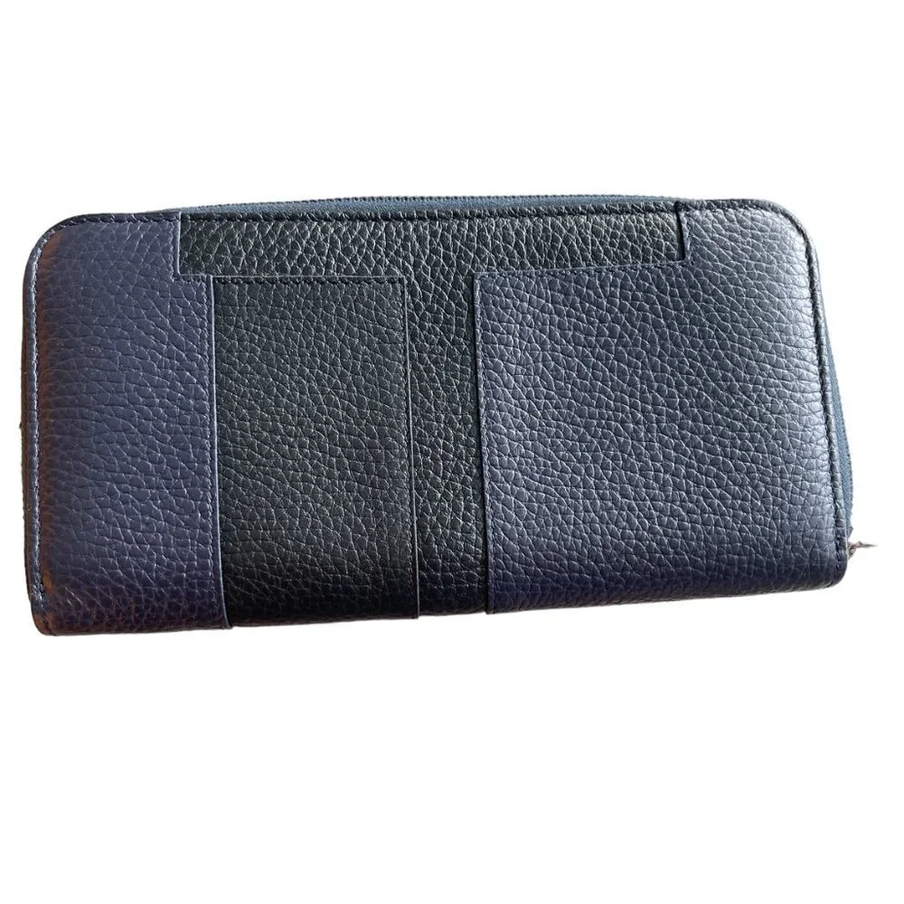 Tod's Italy‎ Blue Zip Continental Wallet Black T-panel, XAMTTTA0400FFX178L